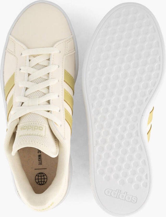 adidas core Witte Grand Court Base