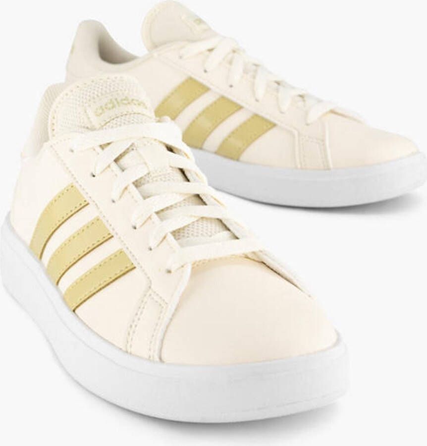 adidas core Witte Grand Court Base