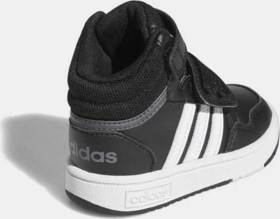 adidas Sneakers Unisex