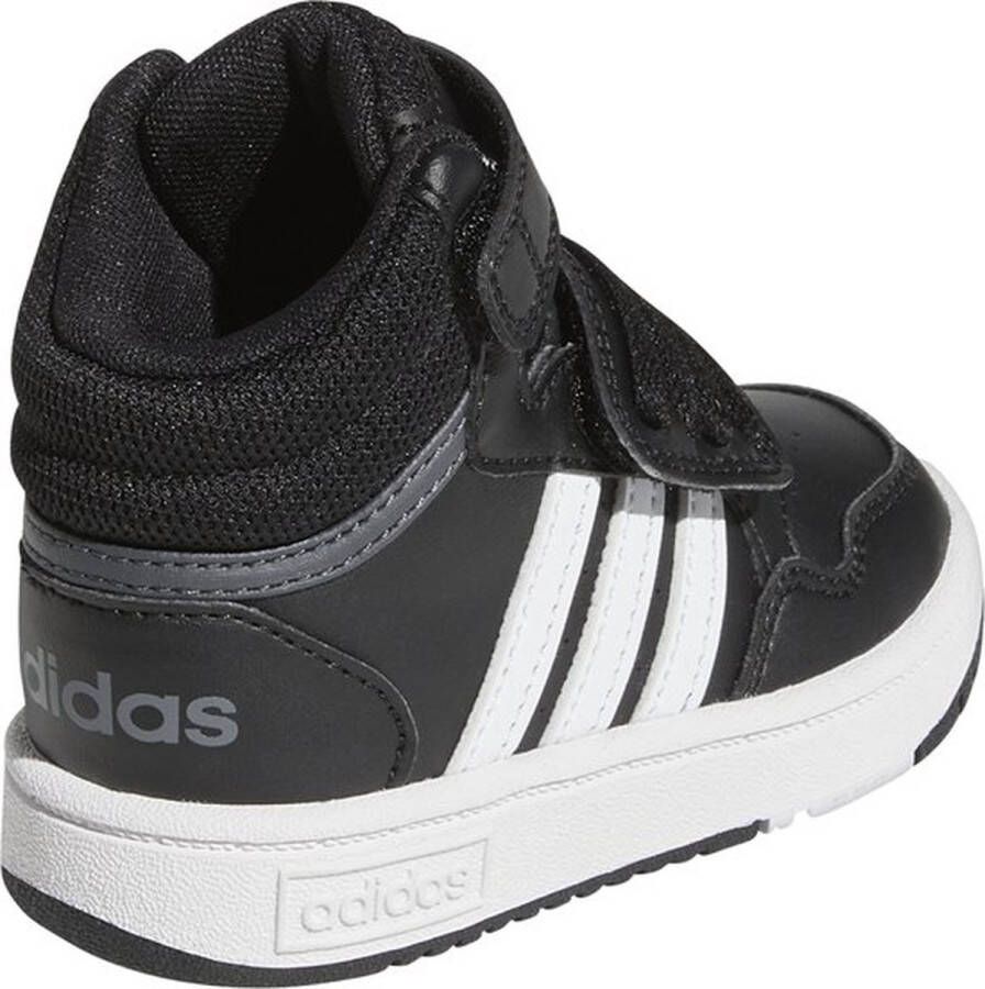 adidas Sneakers Unisex