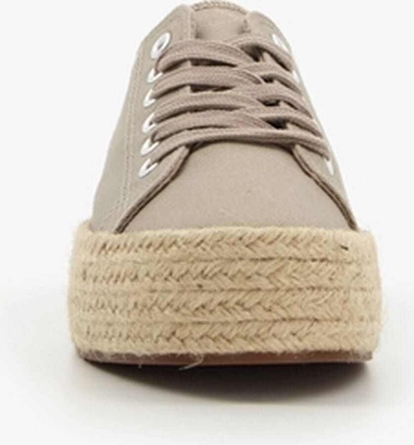 BLUE BOX dames sneakers met jute details Beige