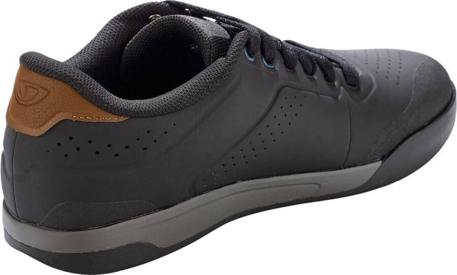 Giro Latch Schoenen Heren zwart