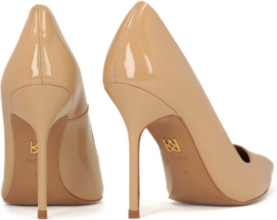 Kazar Elegante beige pumps van gelakt leer