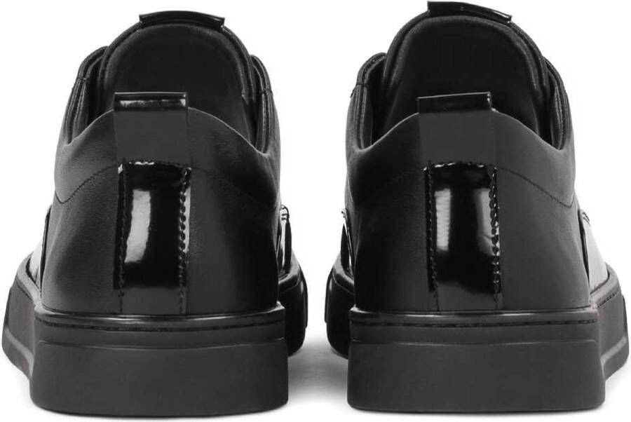 Kazar Heren sneakers van zwart leer met elegante inzetstukken