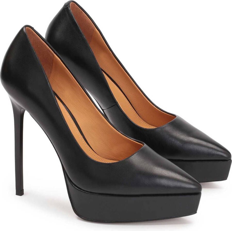 Kazar Platform pumps with a pointy toe