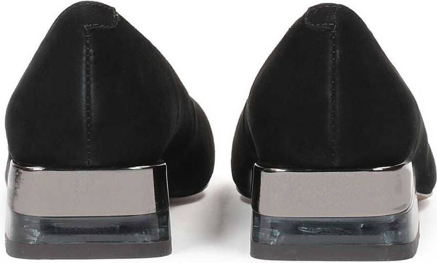 Kazar Suede pumps on a low heel made of plastic and metal