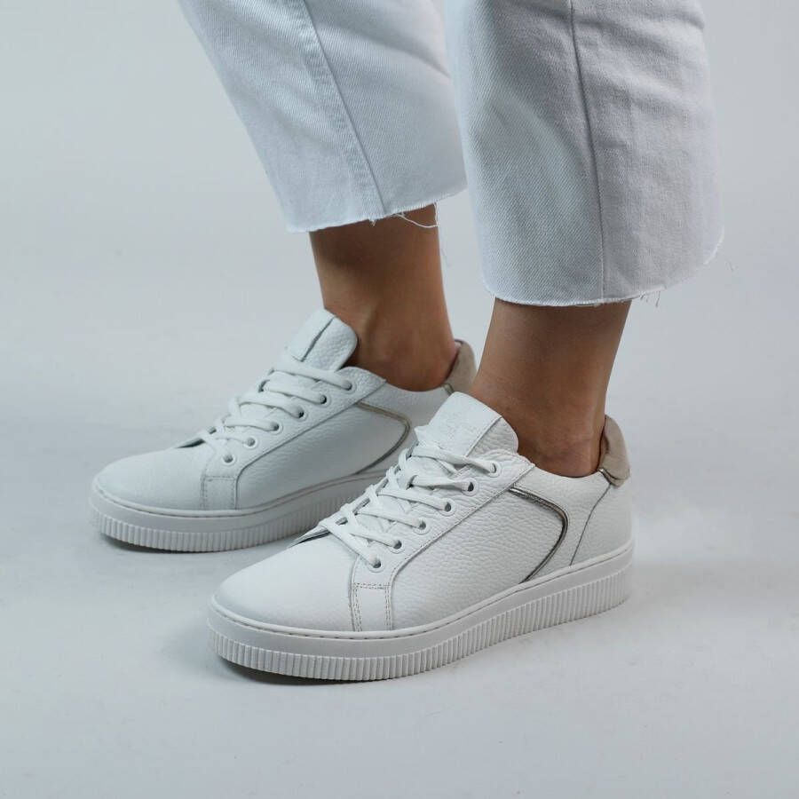 Manfield Dames Witte leren sneakers