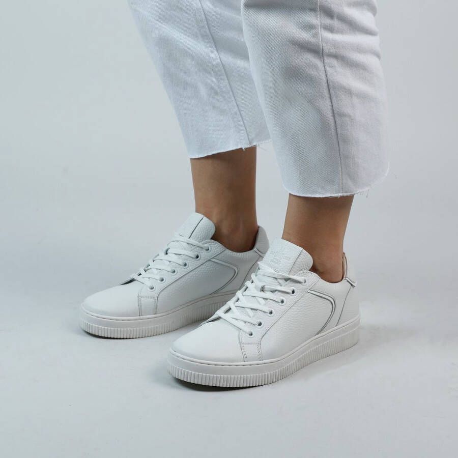 Manfield Dames Witte leren sneakers