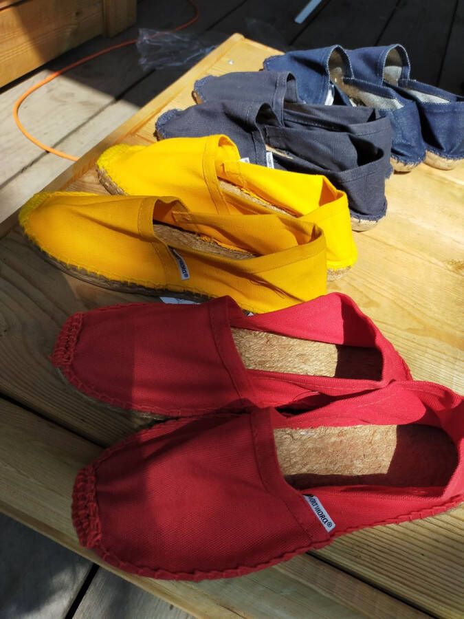 Mora Espadrille junior kleur rood zomer schoen zomerschoen junior jongen meisje kinderschoen