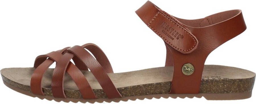 Mustang Sandalen Plat Sandalen Plat cognac