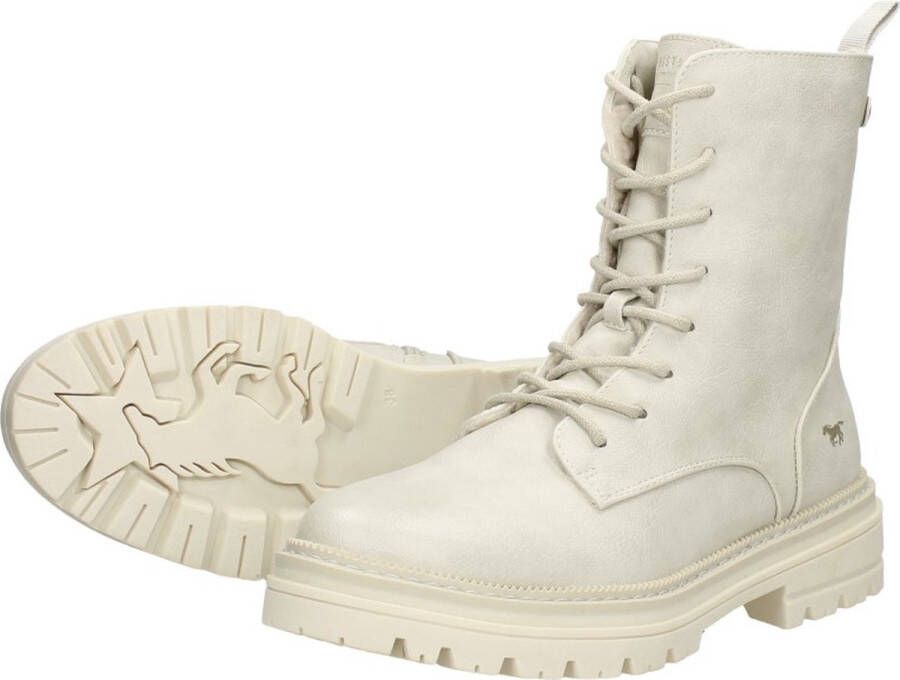 Mustang Veterschoenen Hoog Veterschoenen Hoog gebroken wit