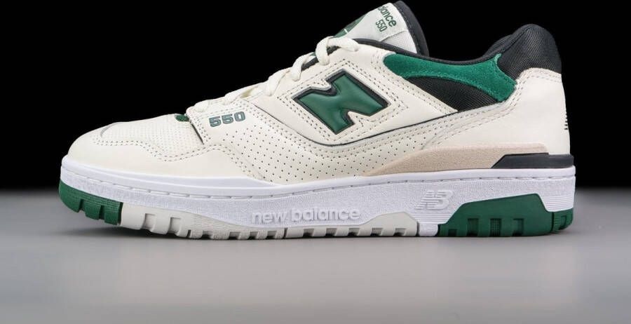 New Balance 550 Sea Salt Pine Green BB550VTC 1 2 GROEN Schoenen