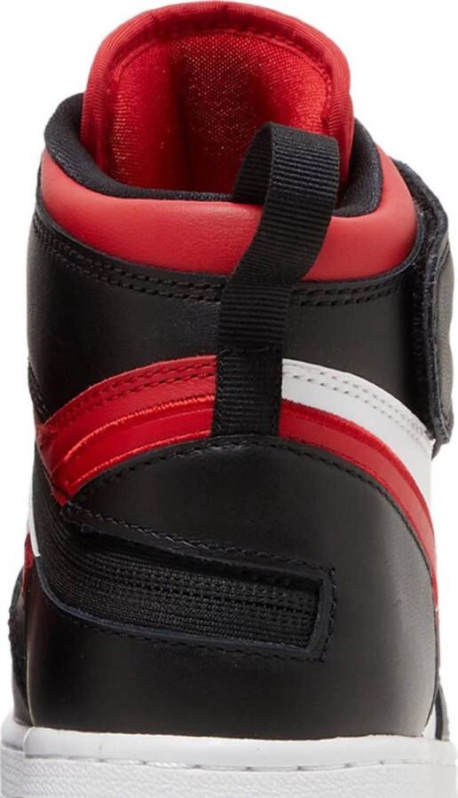 Nike Air Jordan 1 High FlyEase GS 'Bred Toe' Sneakers D