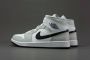 Nike Air Jordan 1 Mid Light Smoke Grey (Women's) BQ6472-015 Grijs Schoenen - Thumbnail 9