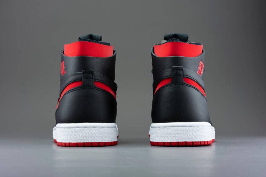 Nike Air Jordan 1 Zoom CMFT Bred