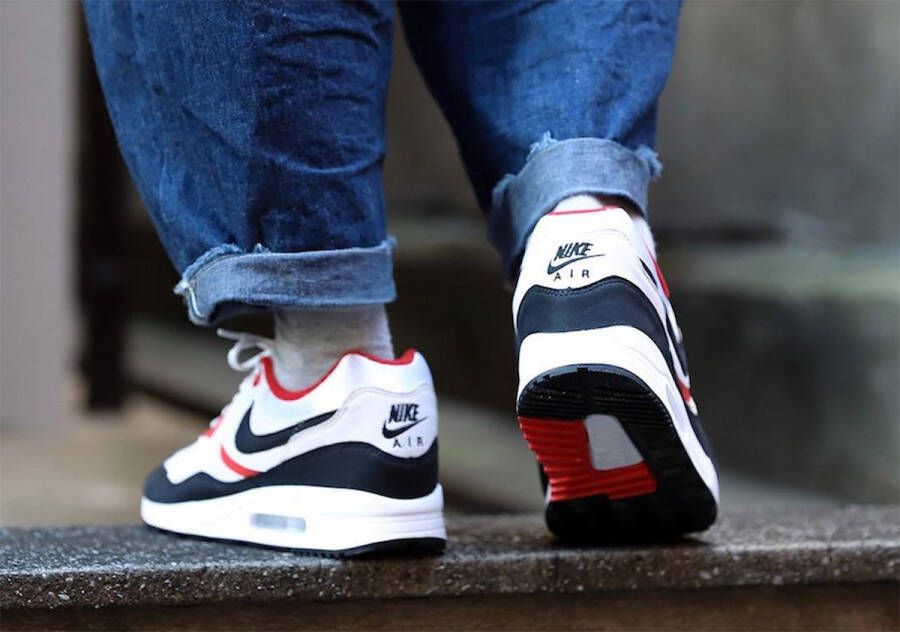 Nike Air Max Light [AO8285-101]