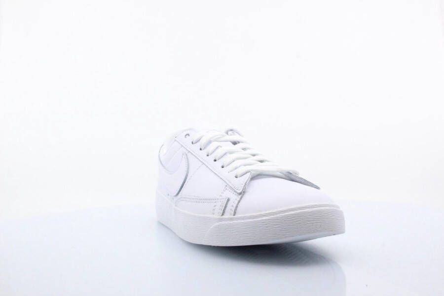 Nike Blazer Low Le Dames Sneakers White White-White