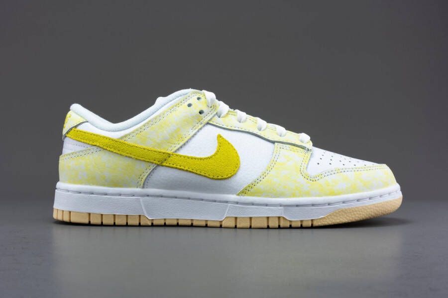 Nike DUNK LOW ELECTRI