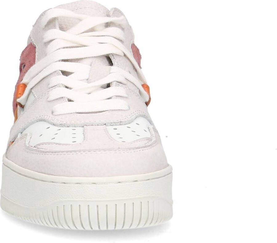 Sacha Dames Offwhite nubuck sneakers