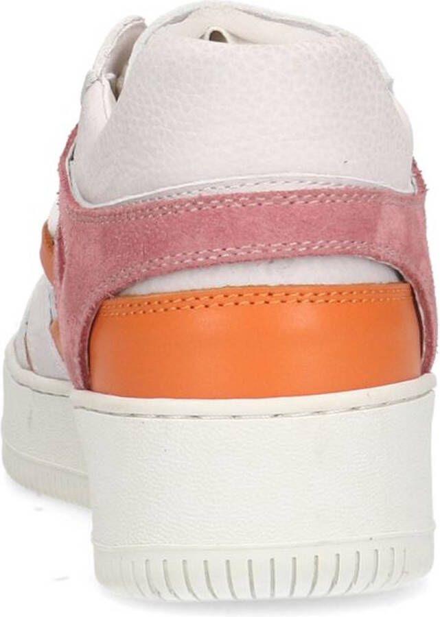 Sacha Dames Offwhite nubuck sneakers