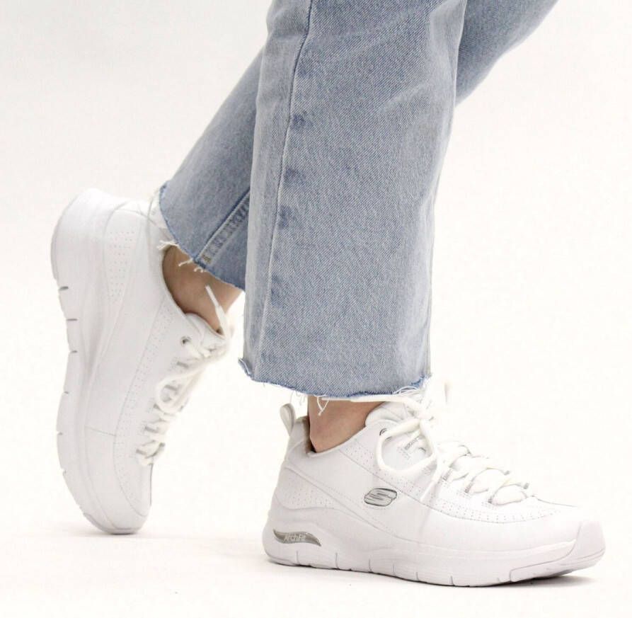 Skechers Arch Fit Citi Drive Dames Sneakers White Silver