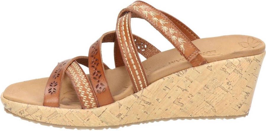 Skechers Beverlee Tiger Posse sandalen met sleehak cognac