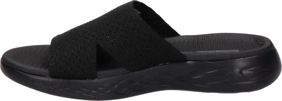 Skechers Slippers ON-THE-GO 600-ADORE met logo opzij