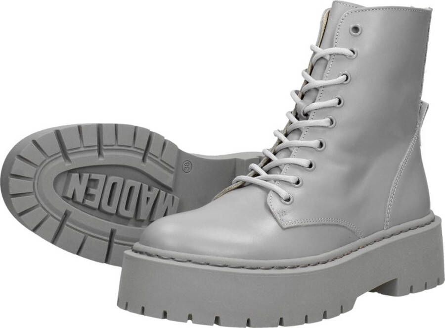 Steve Madden Skylar Veterschoenen Hoog donkergrijs