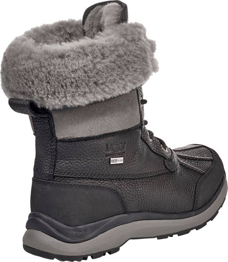 UGG Hoge veterschoenen Adirondack 3 met omslagschacht