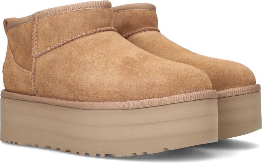 UGG CLASSIC ULTRA MINI PLATFORM W Gevoerde laarzenSnowbootsDames laarzen Cognac