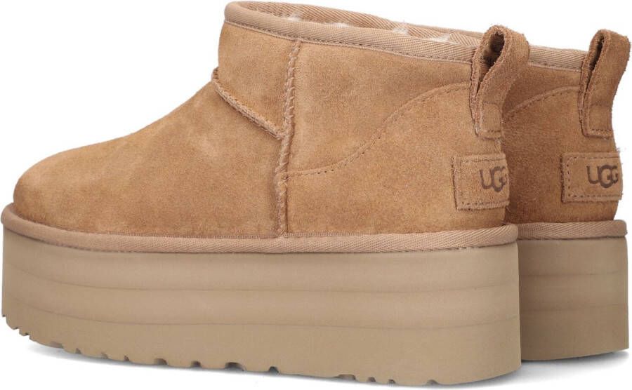 UGG CLASSIC ULTRA MINI PLATFORM W Gevoerde laarzenSnowbootsDames laarzen Cognac