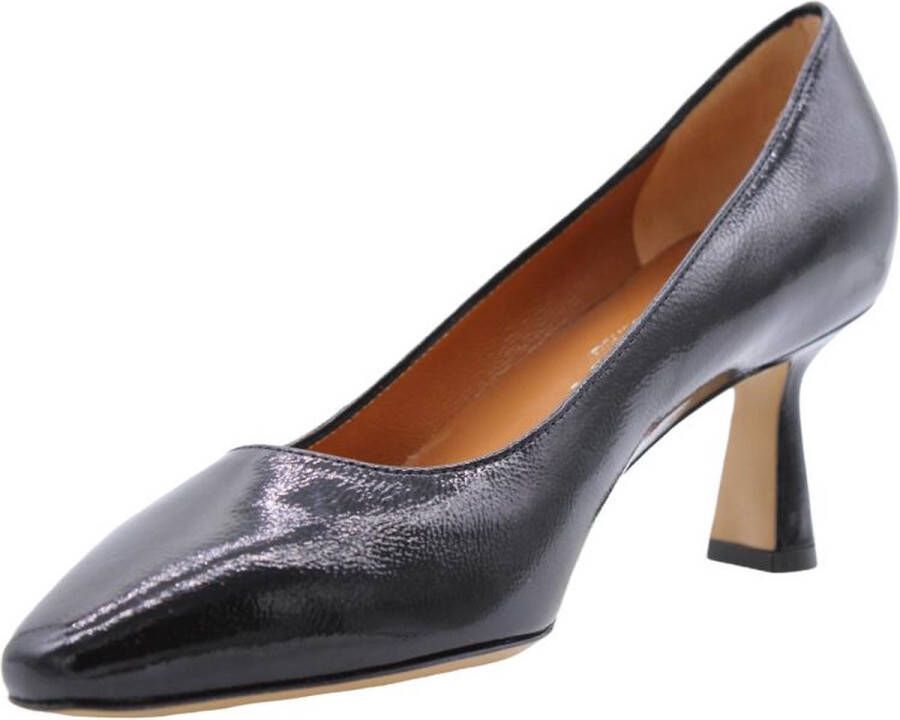 Voltan Pump Black