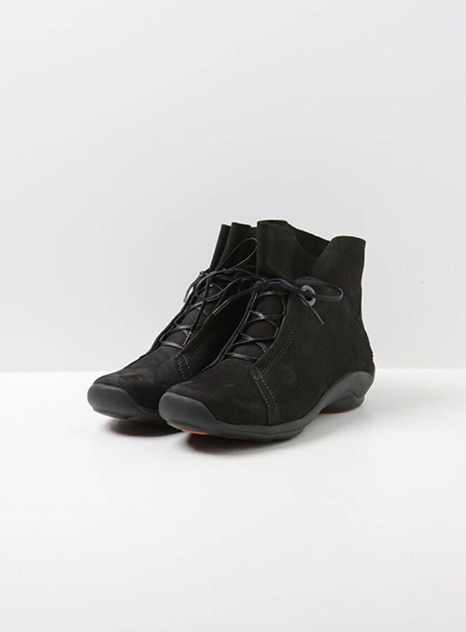 Wolky Hoge veterschoenen Diana zwart nubuck