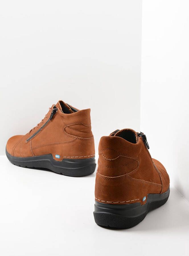 Wolky Hoge veterschoenen Why cognac nubuck