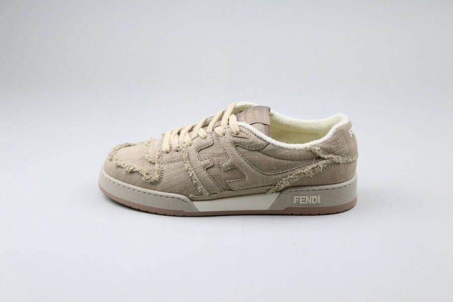 Fendi Grijze Lage Sneakers van Kalfsleer Beige Heren