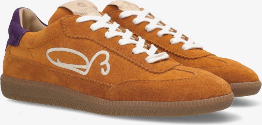 Fred de la Bretoniere Oranje Suède Lage Sneakers Pearl Sign Orange Dames