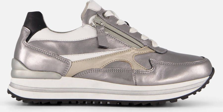 GABOR Lage Sneakers Dames 526 Maat: 39 Materiaal: Leer Kleur: Zilver