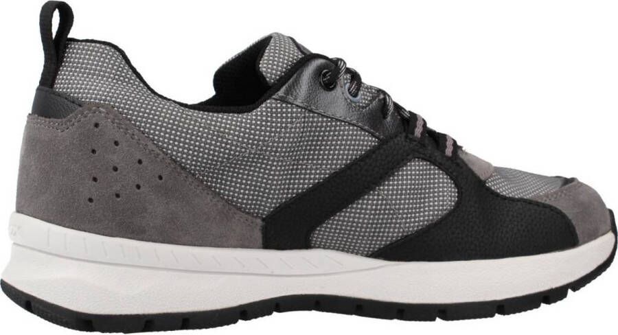 Geox Stijlvolle Sneakers voor Modieuze Vrouwen Gray Dames