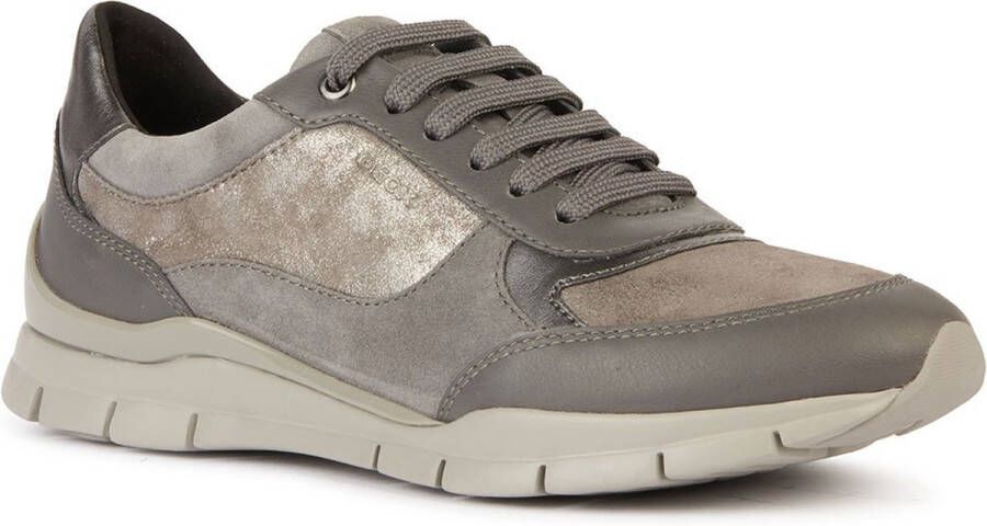 Geox Stijlvolle Sneakers voor Vrouwen Gray Dames