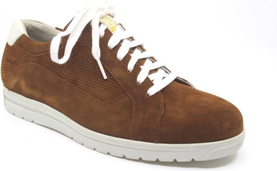 Gijs 2055 208 8977 Cognacbruin suède sneakers wijdte K