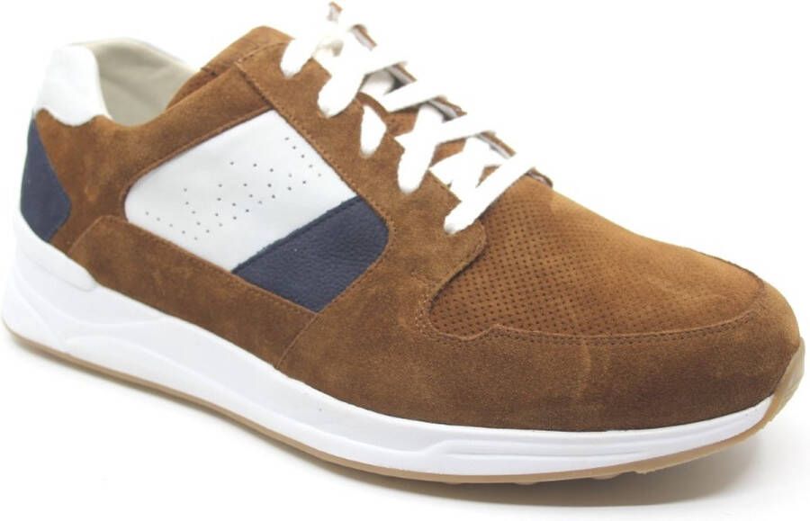 Gijs 2121 908 0399 Cognacbruine sneakers wijdte K