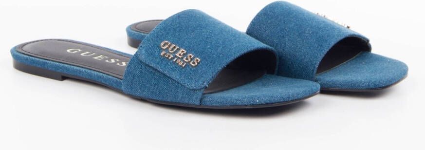 GUESS Classic est