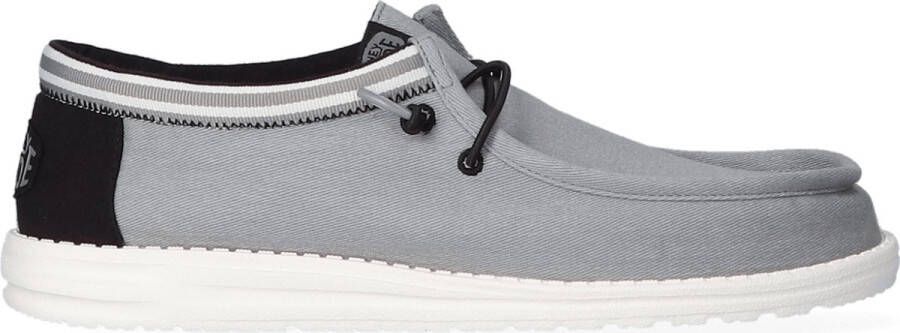 HEYDUDE Wally Letterman Heren Instappers Light Grey White