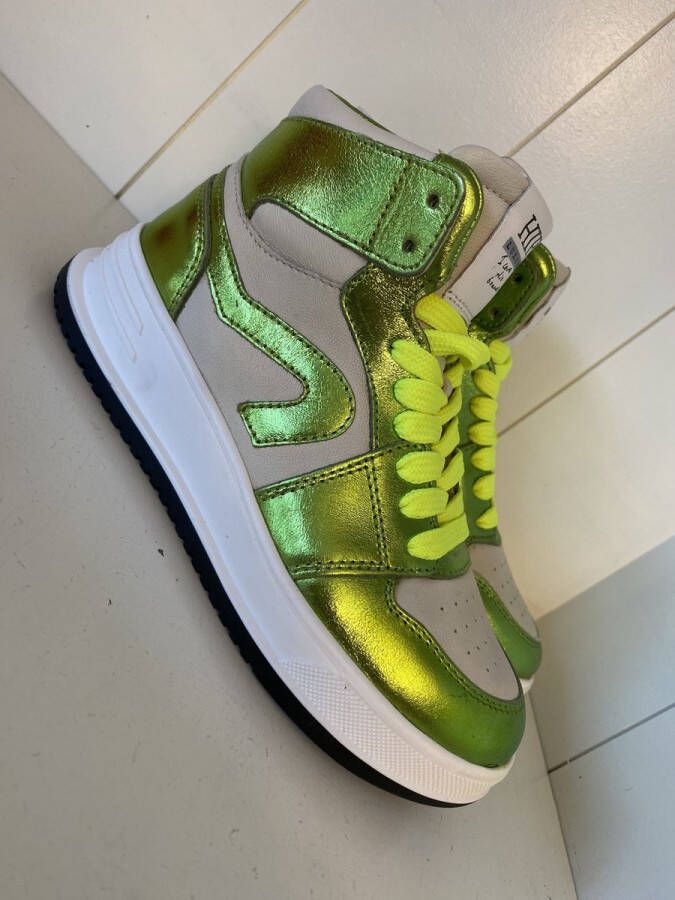 Hip sneaker lime