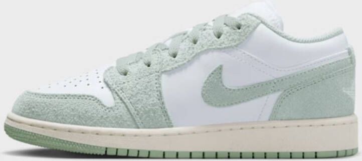 Jordan Air 1 Low SE (GS) Air Retro in groen formaten: 36.5