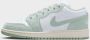 Jordan Air 1 Low SE (GS) Air Retro in groen formaten: 36.5 - Thumbnail 1