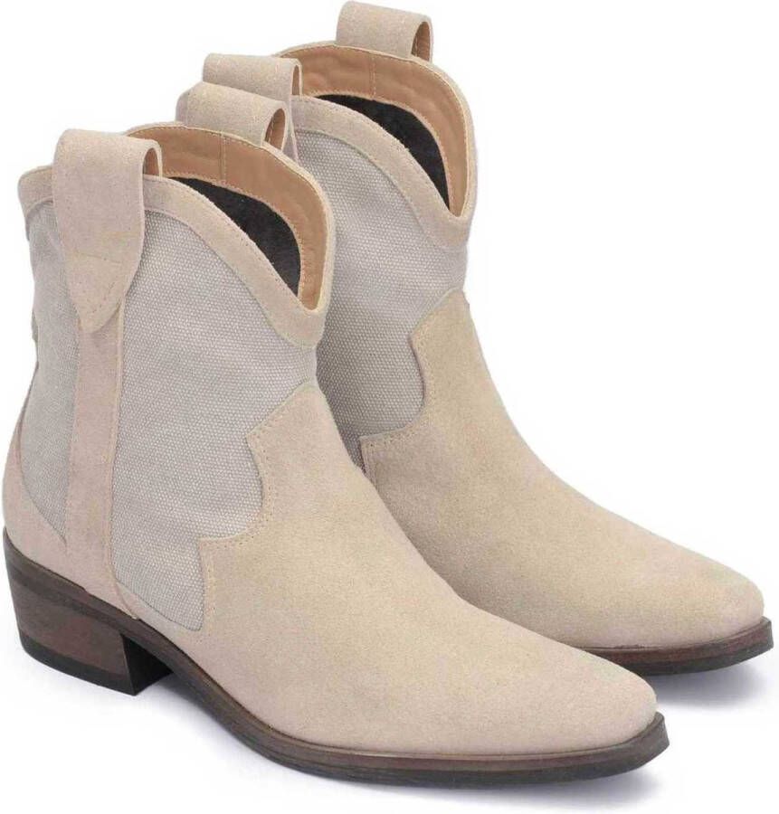 Kazar Bottes à talon bas de couleur beige agrémentées d'une découpe sur la tige