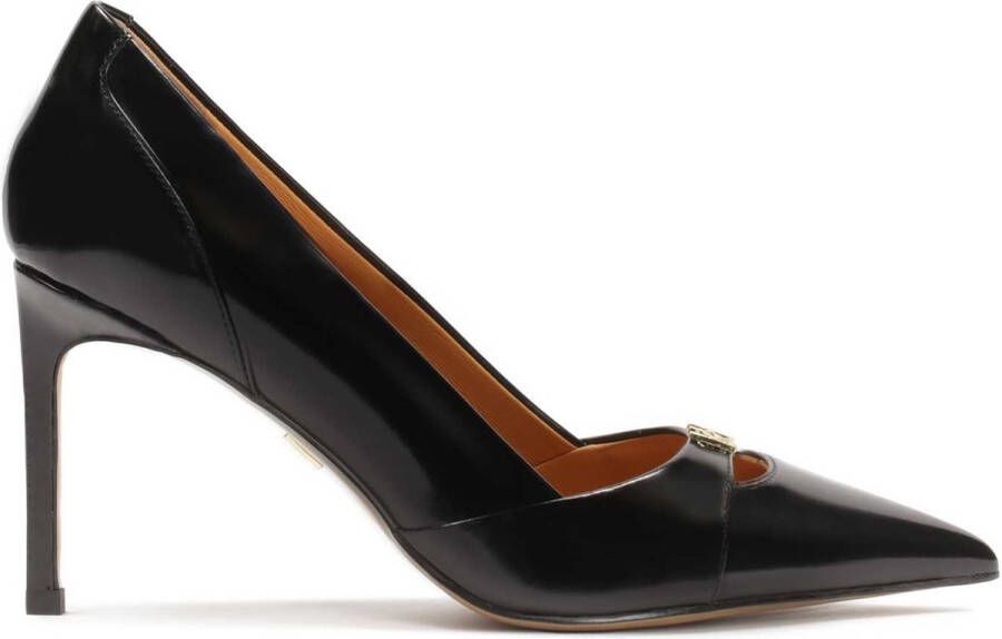 Kazar Black pumps with a small monogram