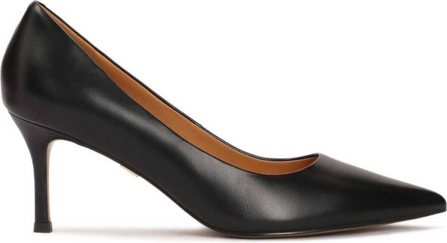 Kazar Zwarte gladleren pumps met lage hak Black Dames