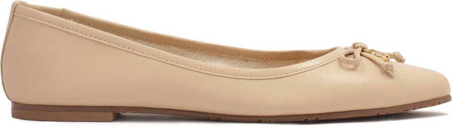 Kazar Klassieke ballerina's met verlengde neus Beige Dames